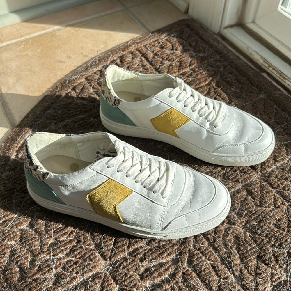 Boden sneakers size 37